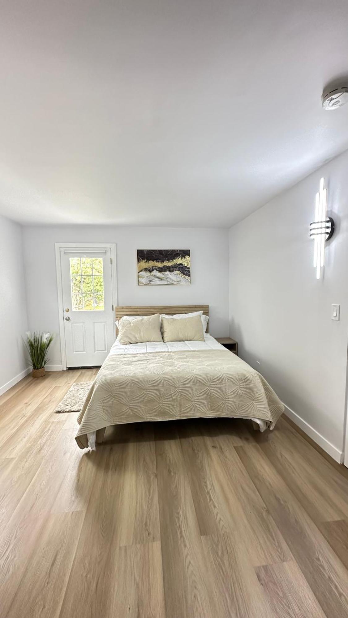 Modern 2Br Stylish & Cozy Unit Bed & Breakfast Los Angeles Exterior photo